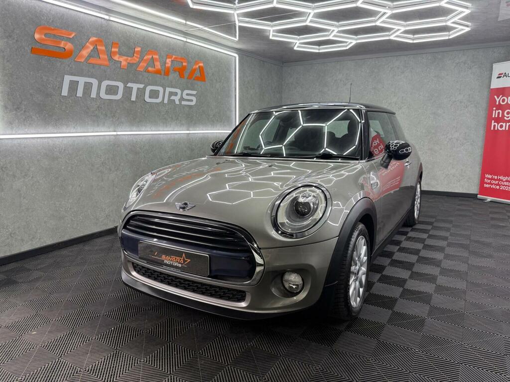 Mini Hatch 1.5 Cooper - Dealer Demo 1 Private Owner White #3