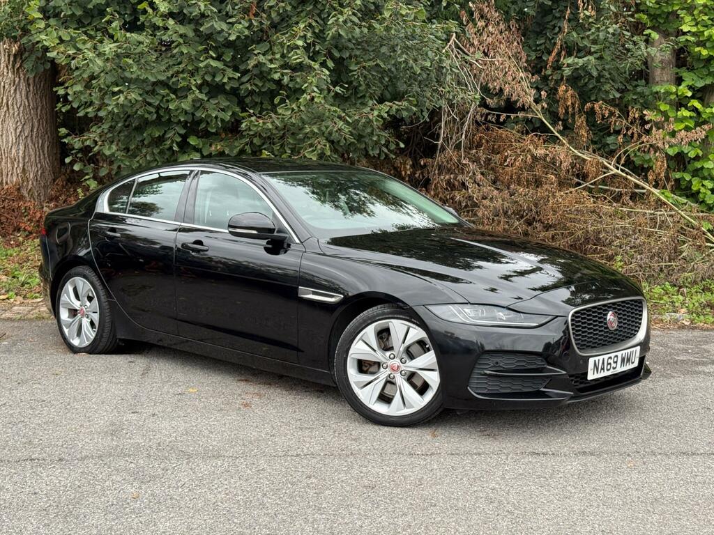 Jaguar XE S D Black