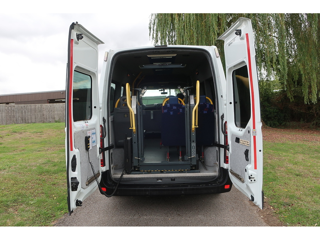 Renault Master 2.3 Dci 35 Business L3 H2 Wheelchair Accessible Mi White #5