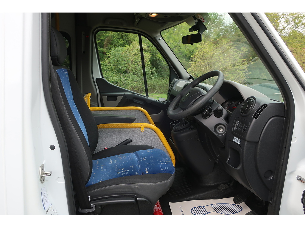 Renault Master Mm35 Energy Dci 135 Business Medium Roof Van Grey #11