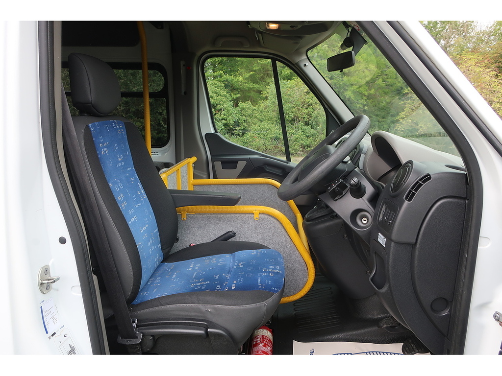 Renault Master Mm35 Energy Dci 135 Business Medium Roof Van Grey #12