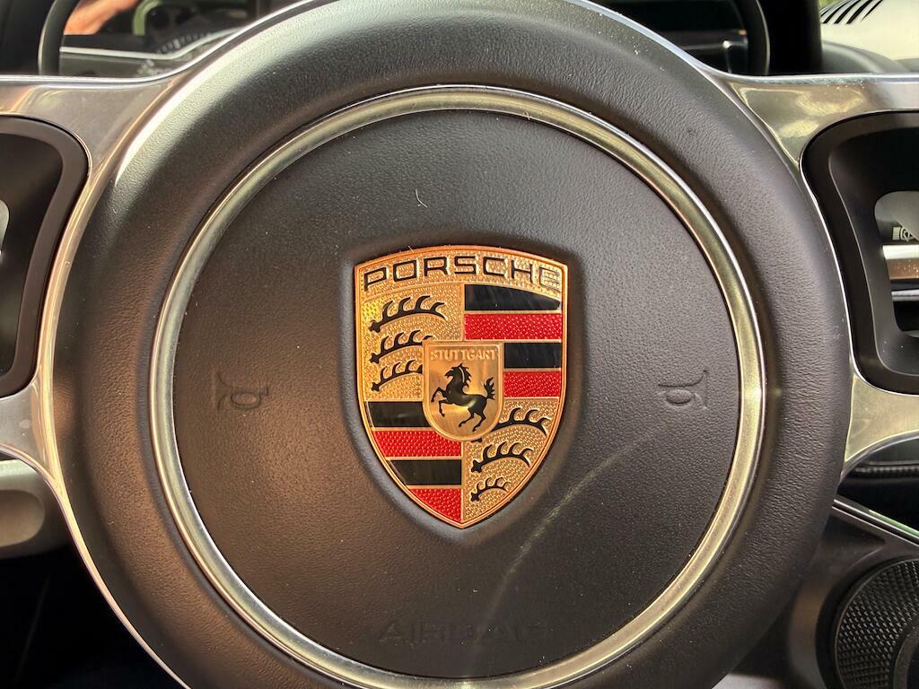 Porsche 718 Cayman 2.0 2dr Black #57