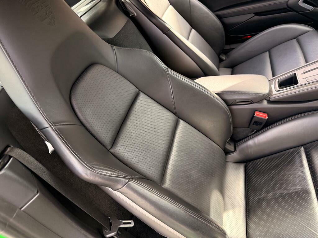 Porsche 718 Cayman 2.0 2dr Black #38
