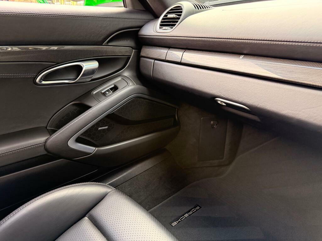 Porsche 718 Cayman 2.0 2dr Black #50
