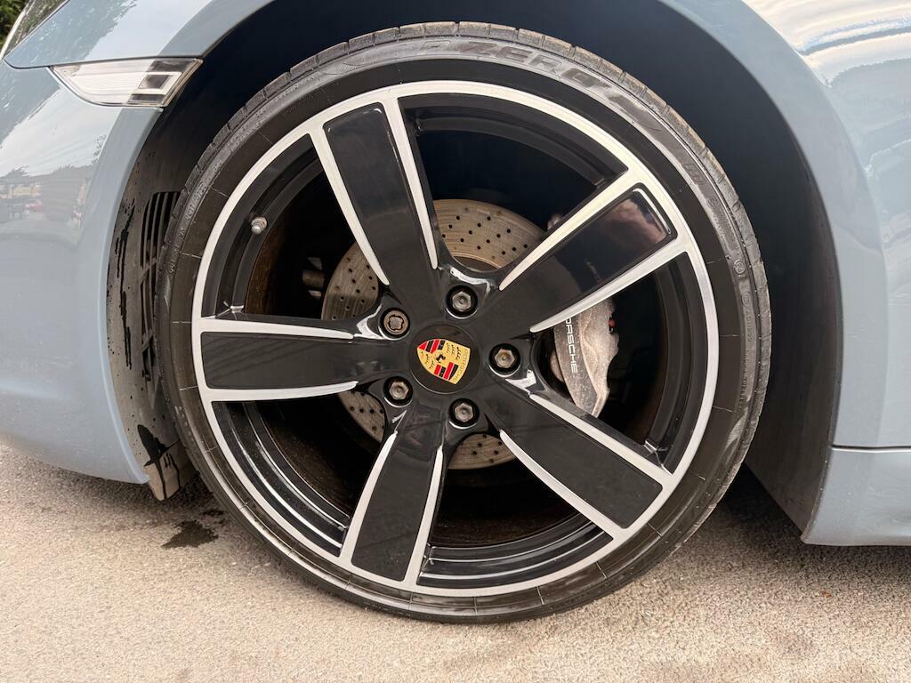 Porsche 718 Boxster 718 Boxster Gts White #24