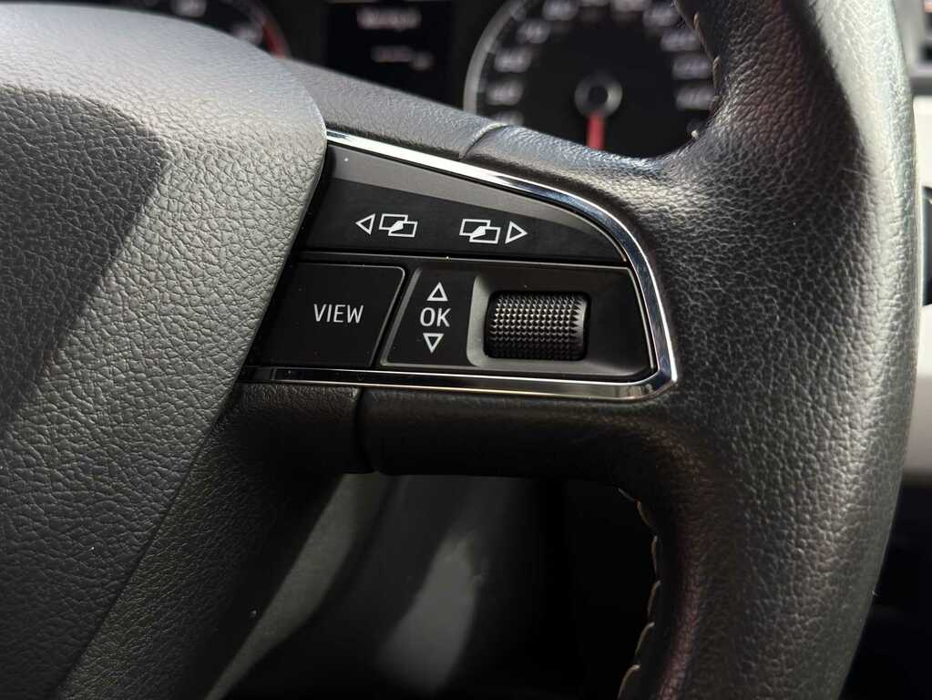 Seat Arona Se Red #32
