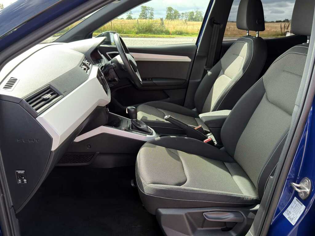 Seat Arona Se Red #12
