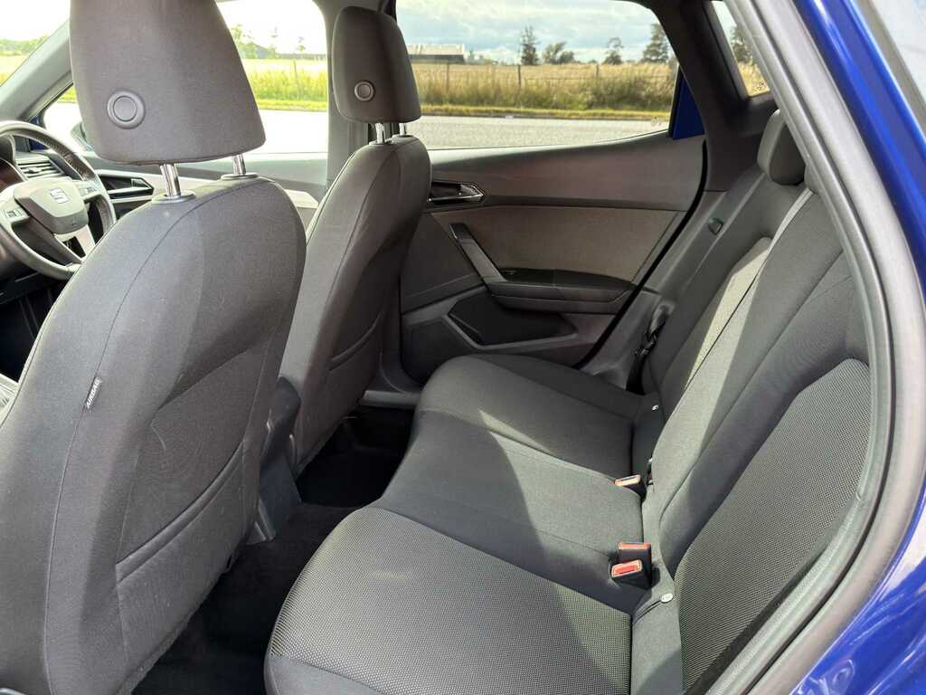 Seat Arona Se Red #16
