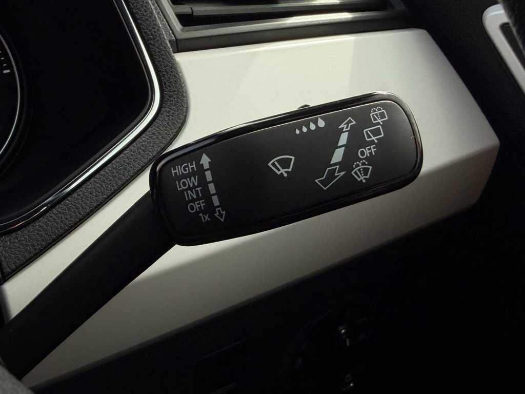 Seat Arona Se Red #29