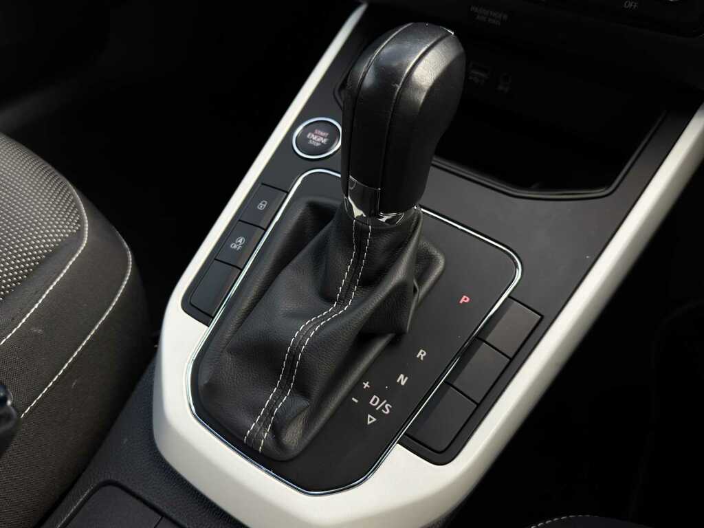 Seat Arona Se Red #21