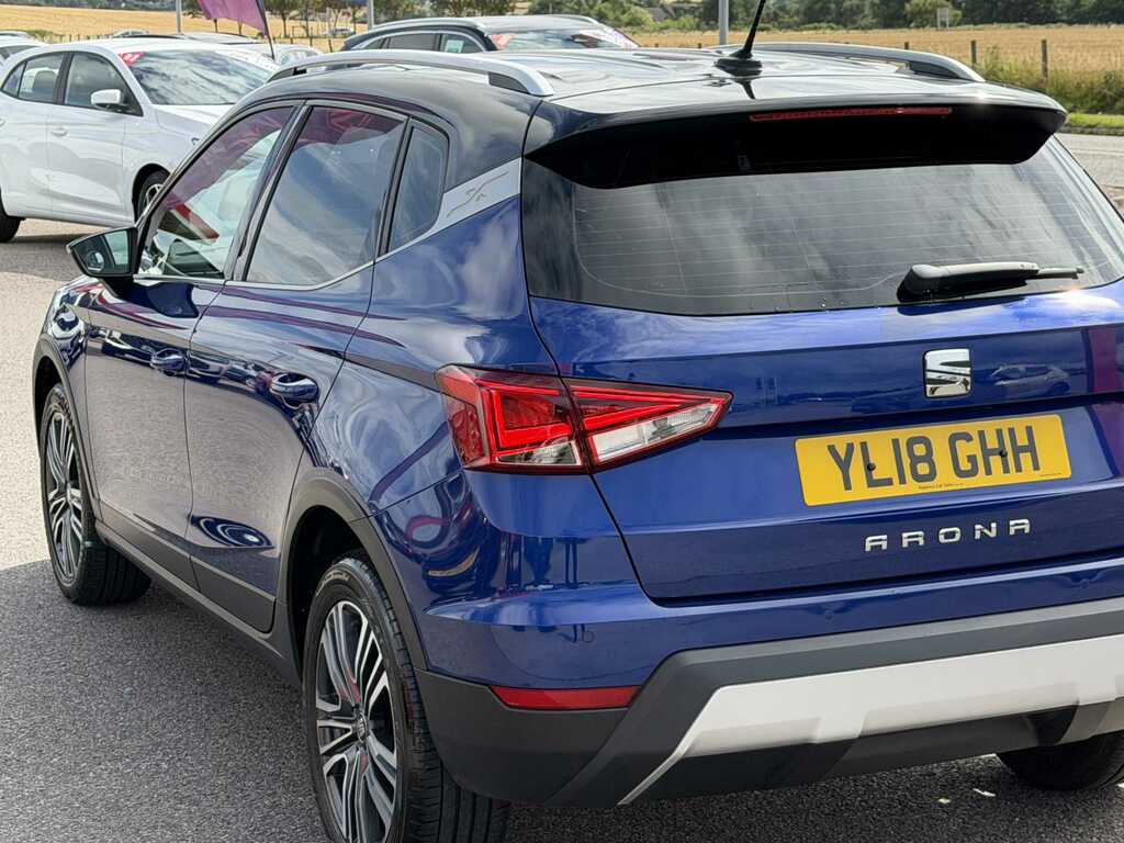 Seat Arona Se Red #36