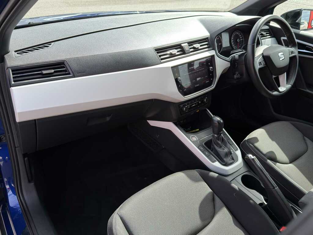 Seat Arona Se Red #14