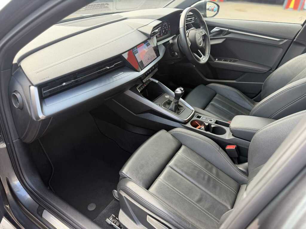 Audi A3 S Line 30 Tfsi  #6