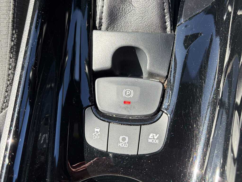 Toyota C-Hr Dynamic Silver #15