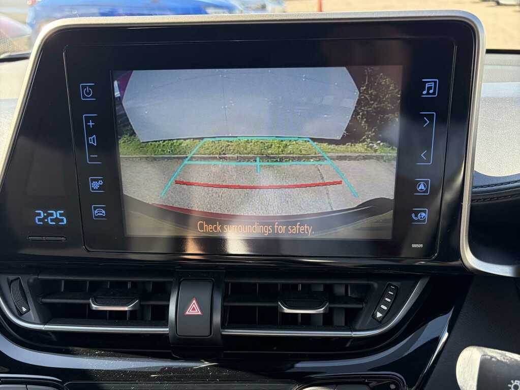 Toyota C-Hr Dynamic Silver #10