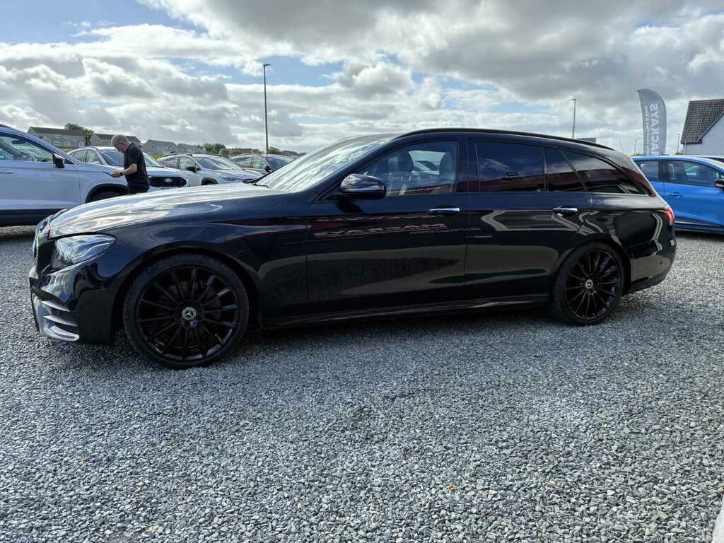 Mercedes-Benz E Class 220 Amg Lne Ngt Ed Prm D A Black #4
