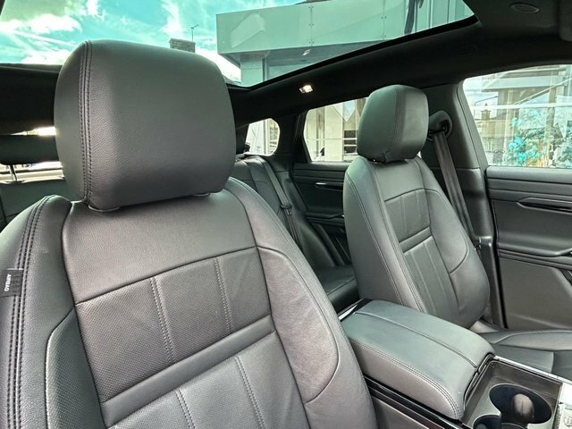 Land Rover Range Rover Evoque 1.5 P300e 12.2Kwh R-dynamic White #2