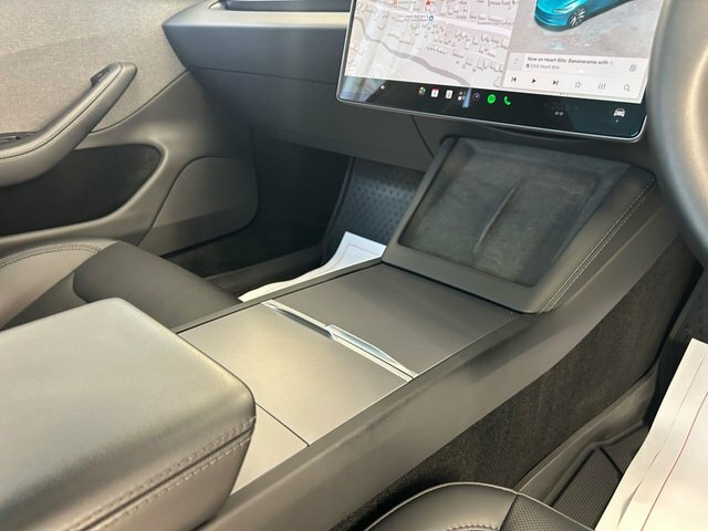 Tesla Model 3 Dual Motor Long Range Saloon 4 Blue #16