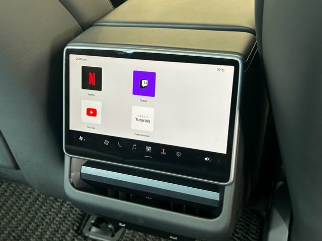 Tesla Model 3 Dual Motor Long Range Saloon 4 Blue #33