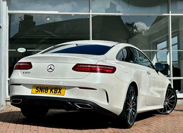 Mercedes-Benz E Class 2.0 E300 Amg Line White #5