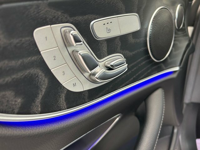 Mercedes-Benz E Class 2.0 E 220 D Amg Line 192 Bhp Blue #29
