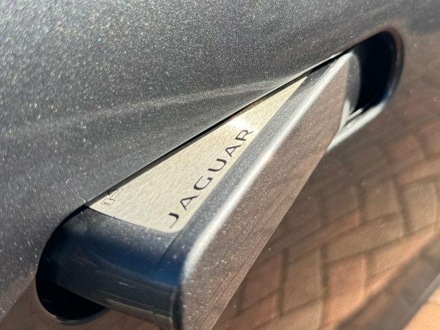 Jaguar F-Type P250i R-sport Green #9