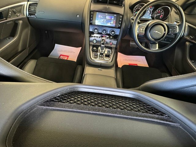Jaguar F-Type P250i R-sport Green #20