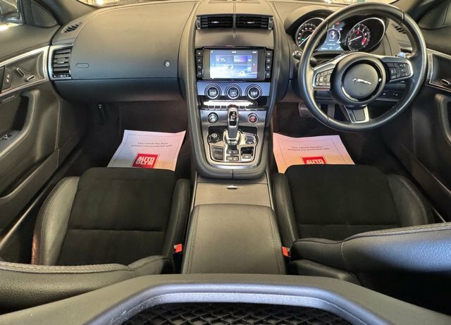 Jaguar F-Type P250i R-sport Green #13
