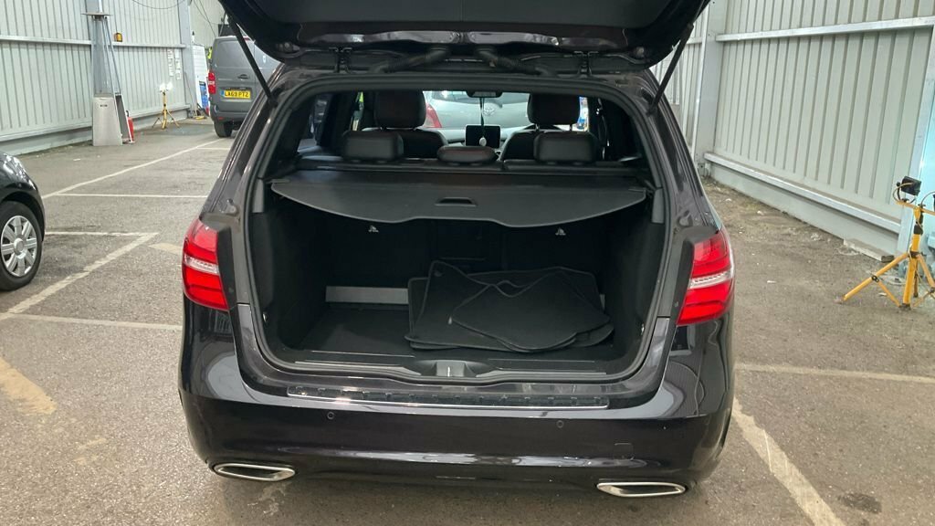 Mercedes-Benz B Class 1.5L Amg Line Purple
