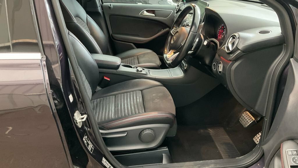 Mercedes-Benz B Class 1.5L Amg Line Purple #4