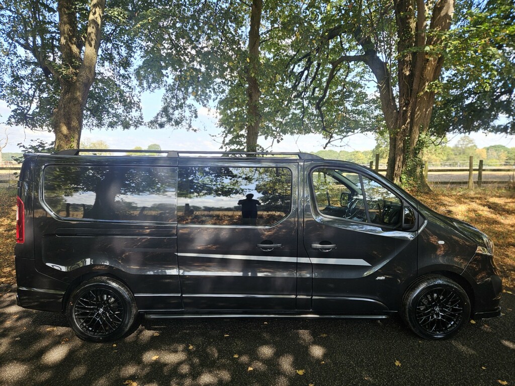 Vauxhall Vivaro Combi Van 1.6 Cdti 2900 Biturbo Sportive 2017 FG17LKJ Black #5