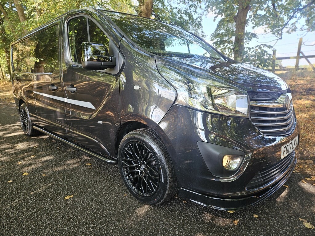 Vauxhall Vivaro Combi Van 1.6 Cdti 2900 Biturbo Sportive 2017 FG17LKJ Black