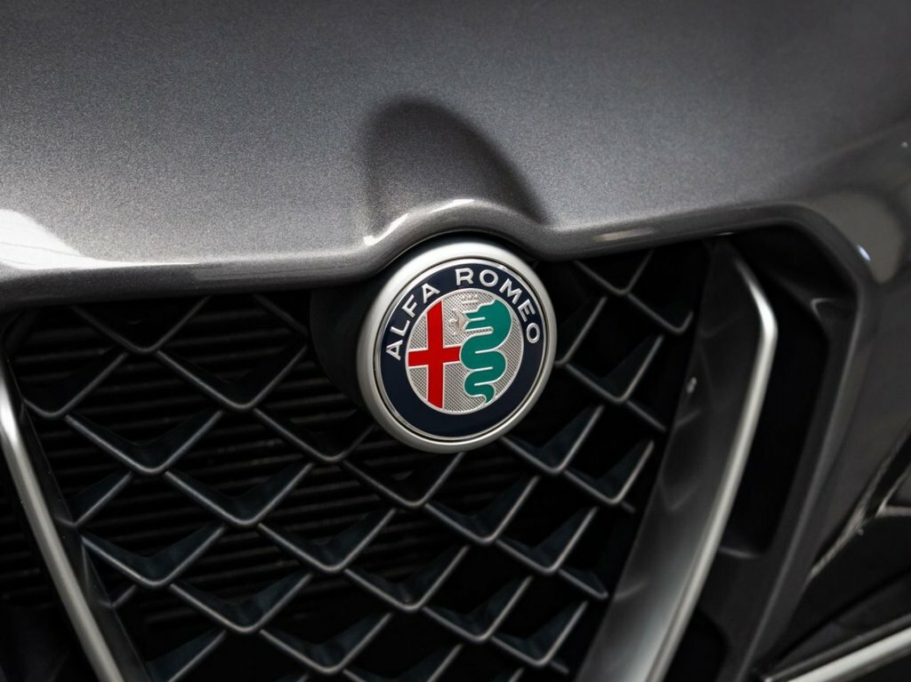 Alfa Romeo Stelvio 2.9L Quadrifoglio Grey #4