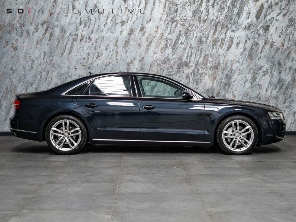 Audi A8 3L Sport Executive Blue #5