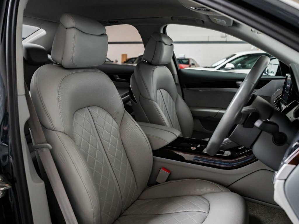 Audi A8 3L Sport Executive Blue #6