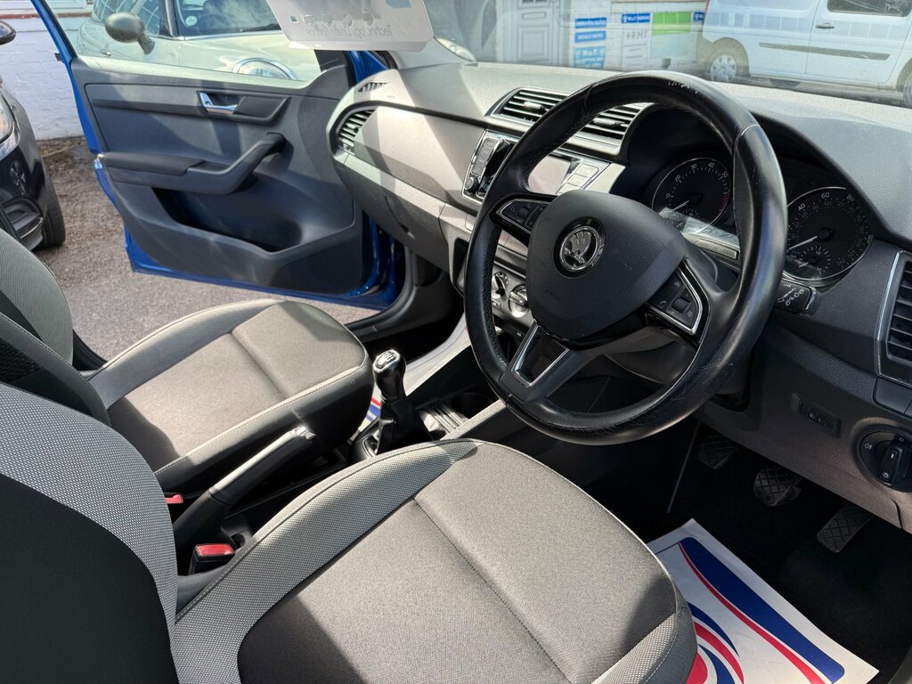 Skoda Fabia 1.0 Tsi 110 Se L Black #11