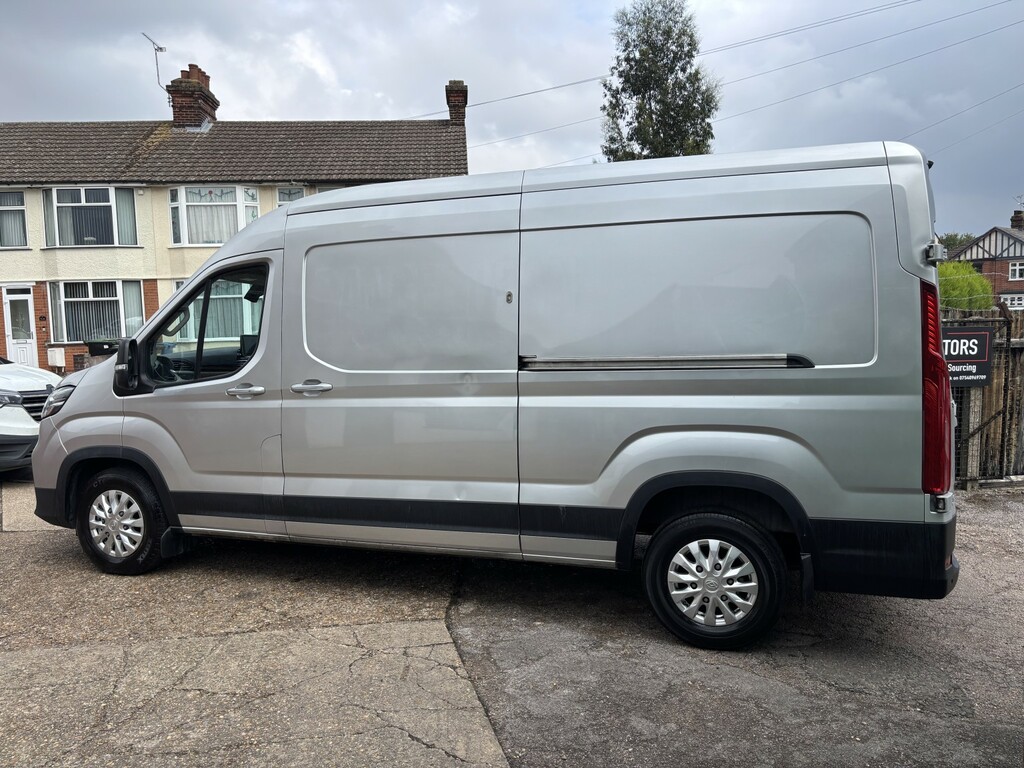 Maxus Deliver 9 2.0 D20 Lux Silver #4