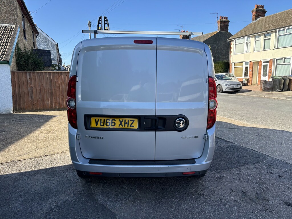 Vauxhall Combo 1.3 Cdti 2000 Ecoflex 16V Sportive Silver #4
