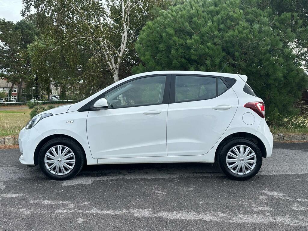 Hyundai I10 1.2 Se Euro 6 White #4