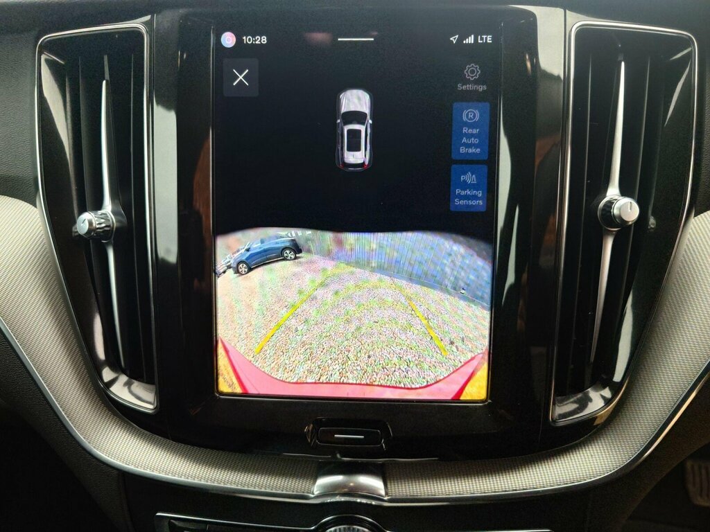 Volvo XC60 Plus B5 Awd 250 Hp Black #41