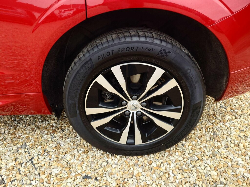 Volvo XC60 Plus B5 Awd 250 Hp Black #12