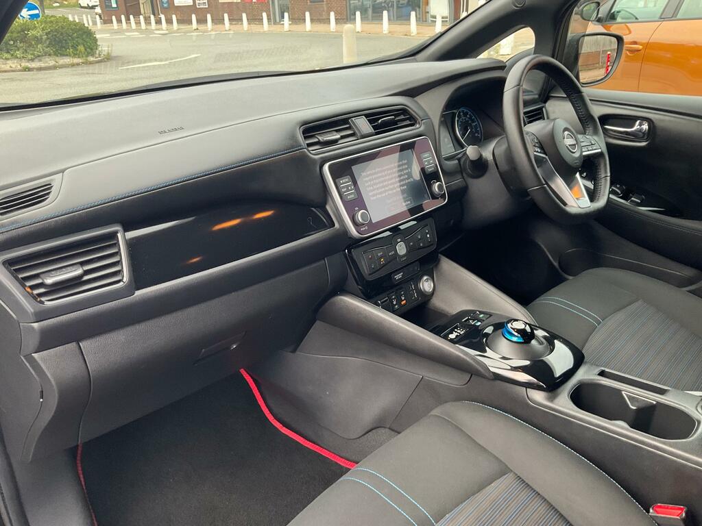 Nissan Leaf 110Kw Acenta 39Kwh Tech Pack Red #34