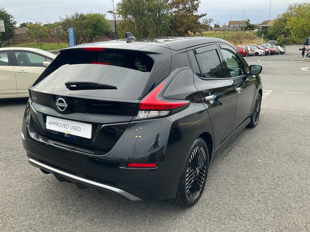 Nissan Leaf 110Kw Acenta 39Kwh Tech Pack Red #7
