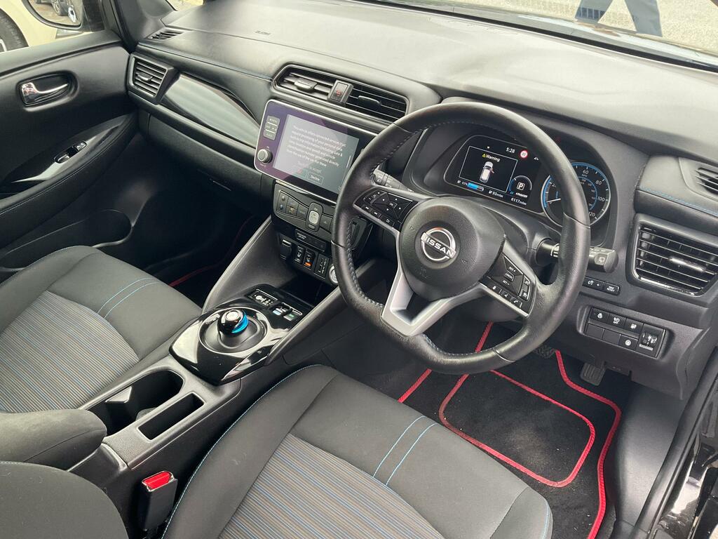 Nissan Leaf 110Kw Acenta 39Kwh Tech Pack Red #21