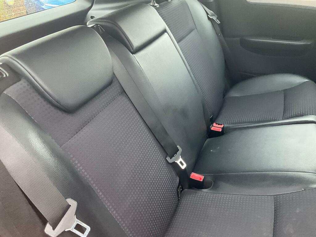 Mercedes-Benz B Class Silver #26