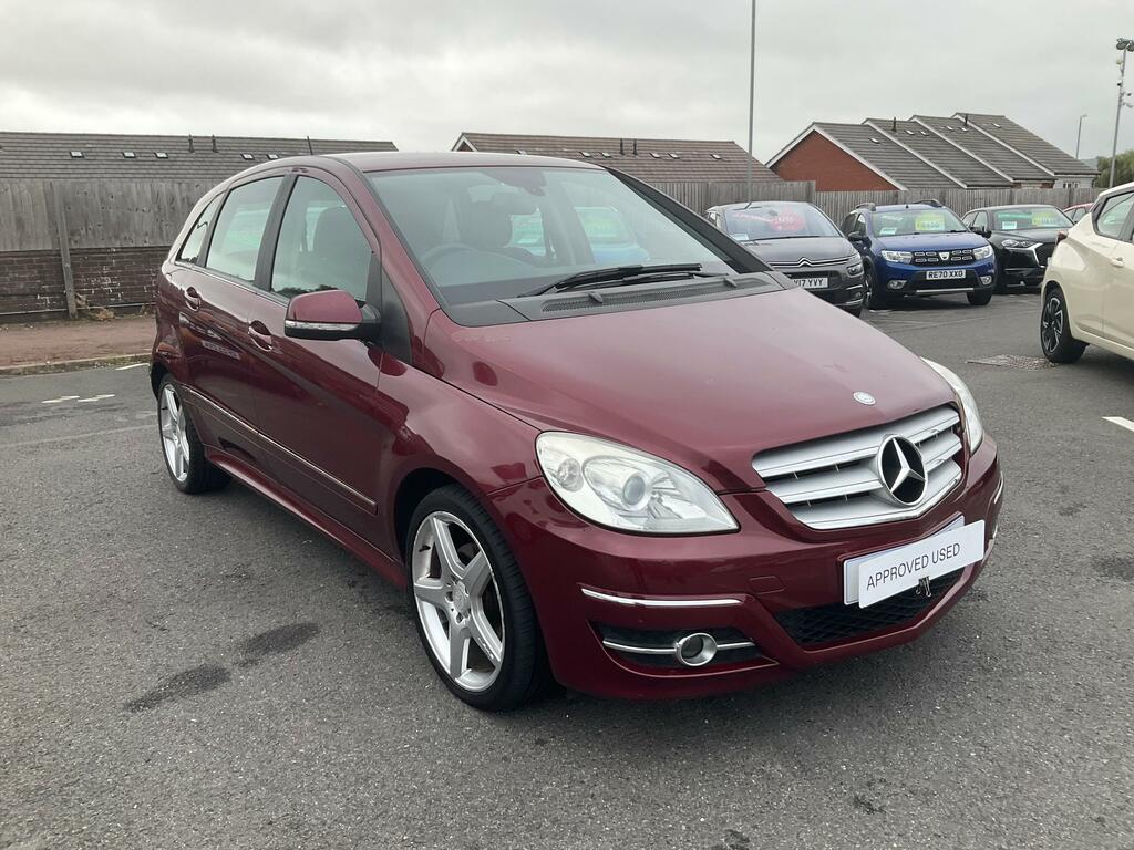 Mercedes-Benz B Class 2.0 B200 Cdi Se Mpv Cvt 146 Gkm, 140 Red