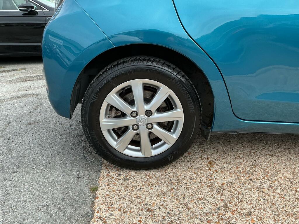 Toyota Yaris 1.5 Vvt-h Icon Plus Hatchback Hybrid Cv Blue #6