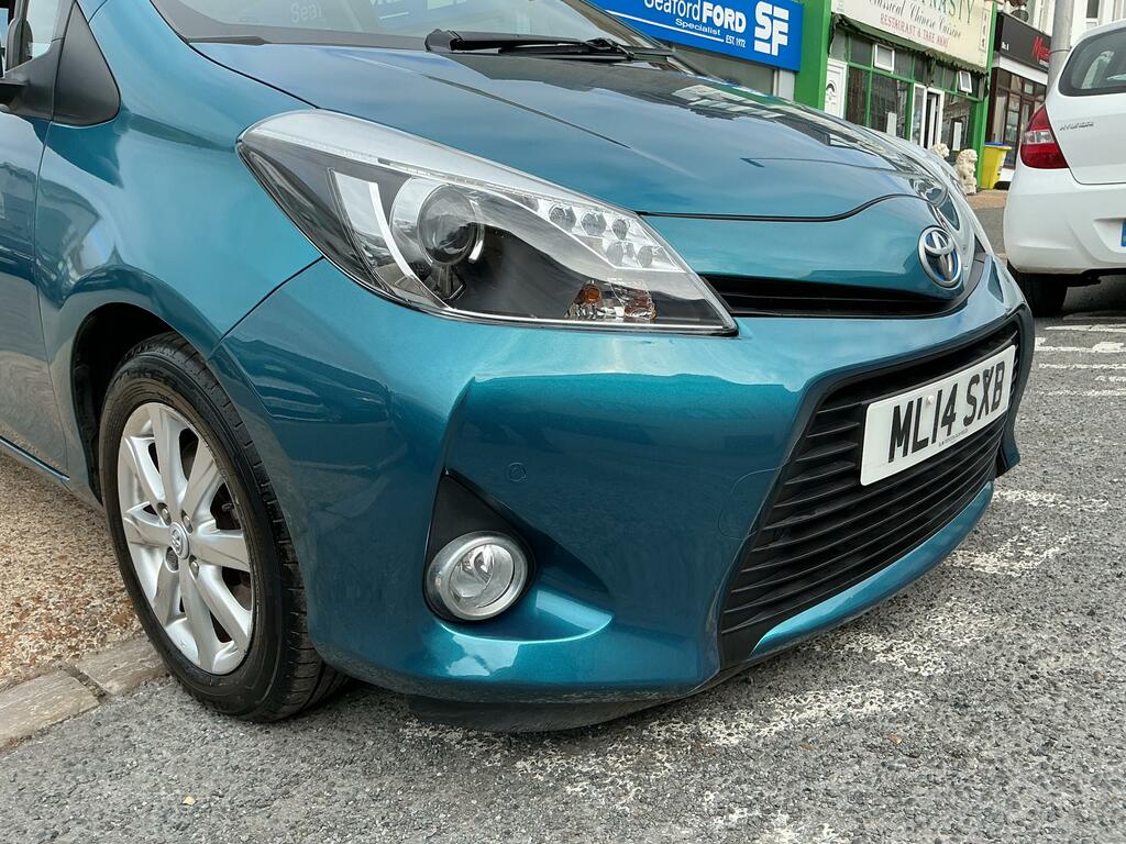 Toyota Yaris 1.5 Vvt-h Icon Plus Hatchback Hybrid Cv Blue #2