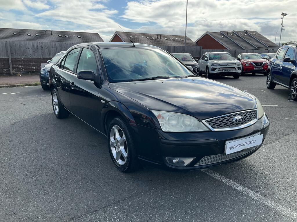 Ford Mondeo 1.8 Edge Hatchback 182 Gkm, 12 Black