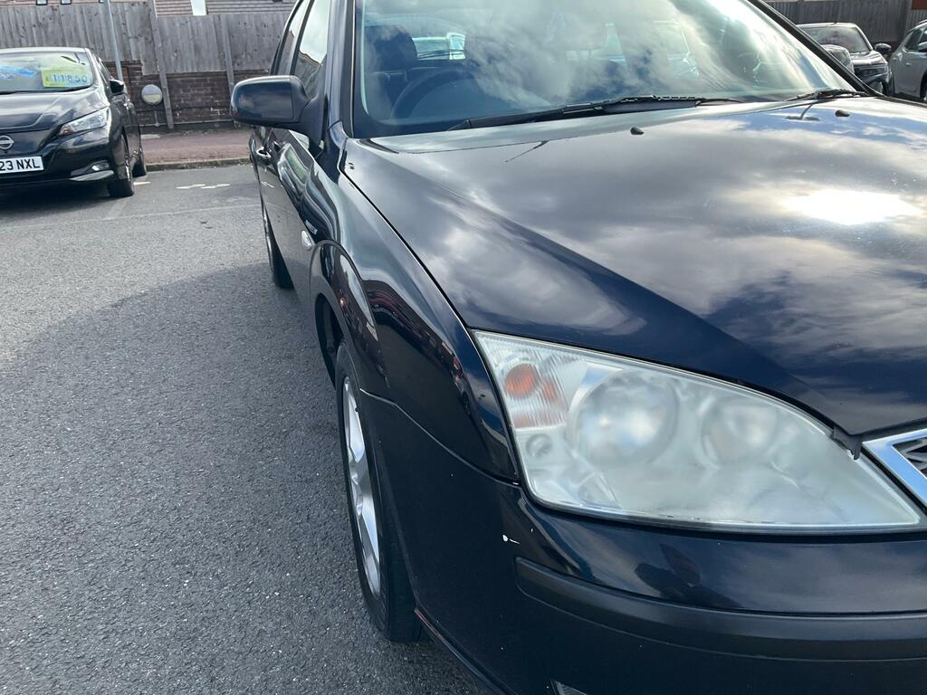 Ford Mondeo 1.8 Edge Hatchback 182 Gkm, 12 Black #2